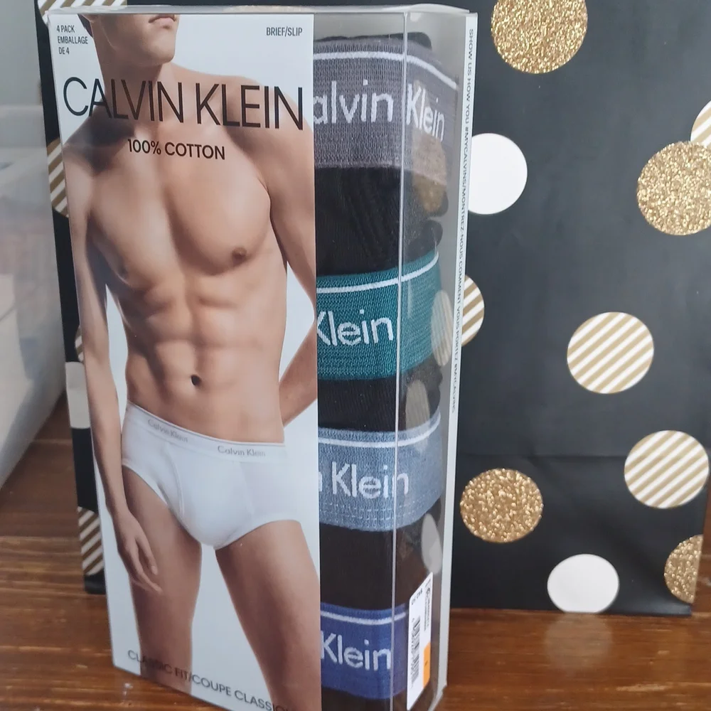 Calvin klein 4 pack  Brief/Slip Men's Classic Fit - Picture 4 of 6